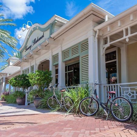 Biglows Bungalow: Beachside Retreat with Pet-Friendly Perks Destin Exterior photo